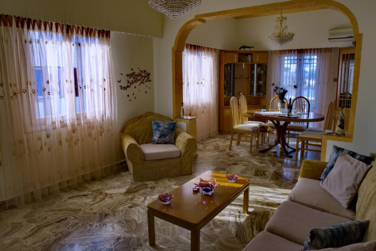 Afroditi'S House Villa Triovasálos Buitenkant foto