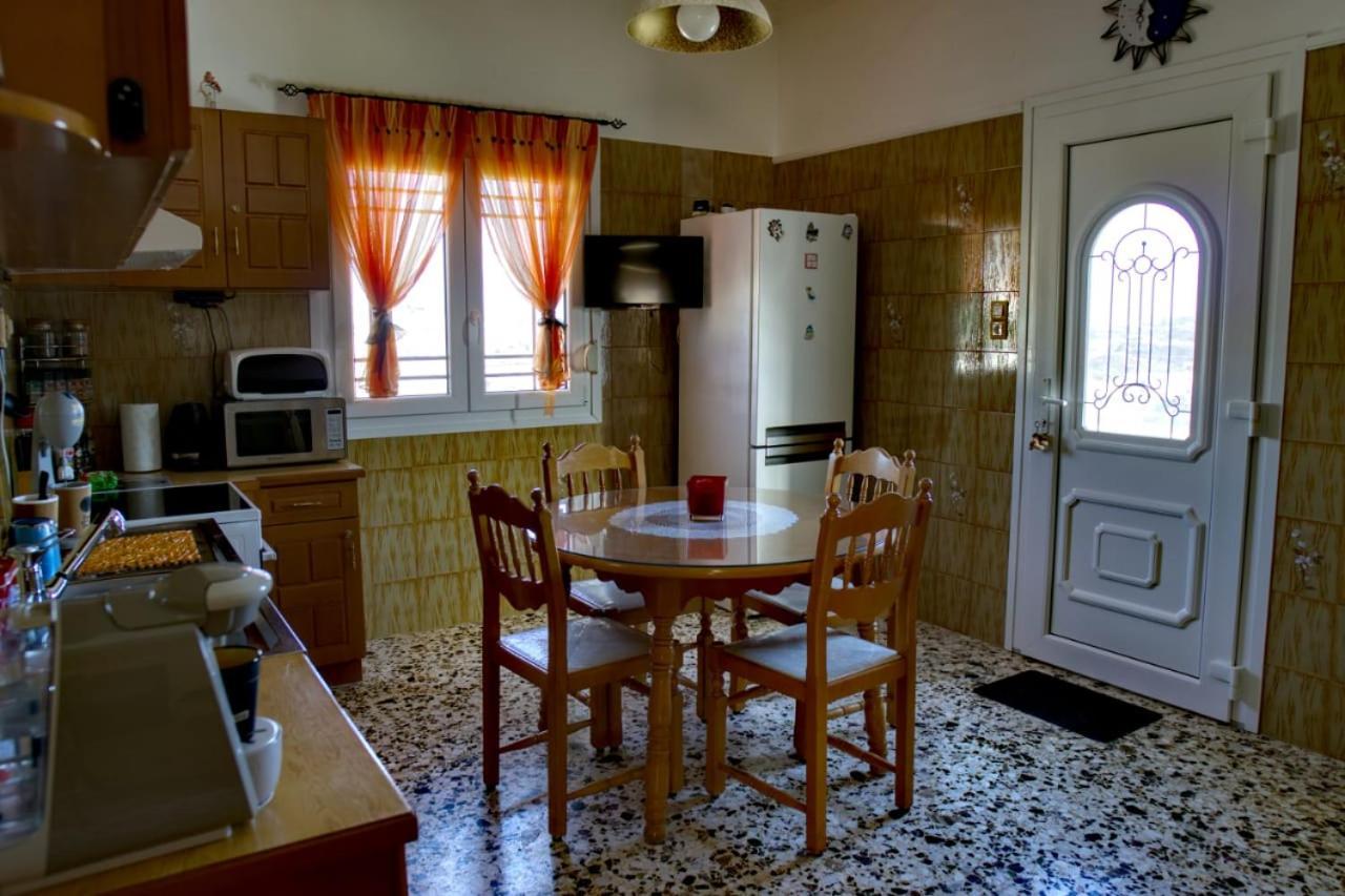 Afroditi'S House Villa Triovasálos Buitenkant foto